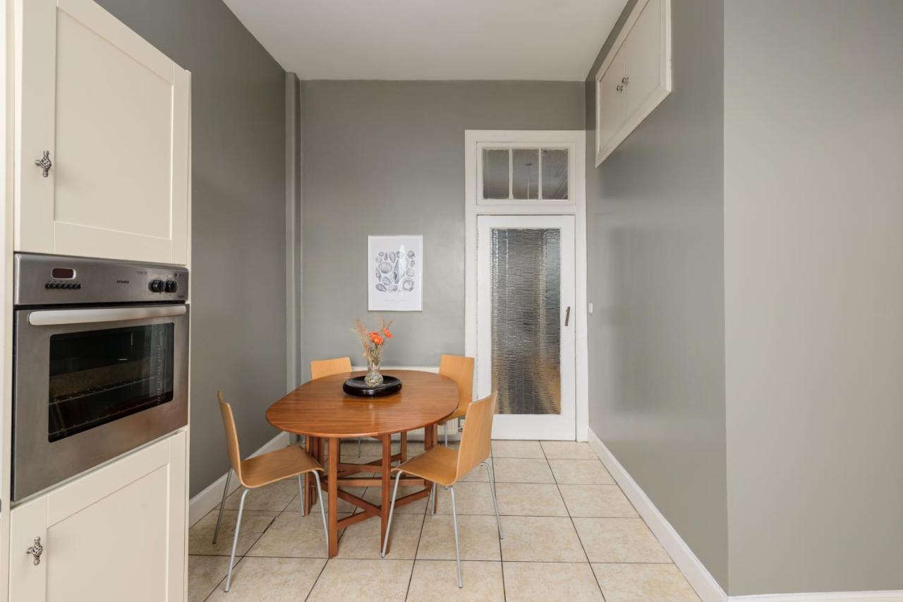 2 Bed Old Town Apartment - Next To Castle Edinburgh Ngoại thất bức ảnh