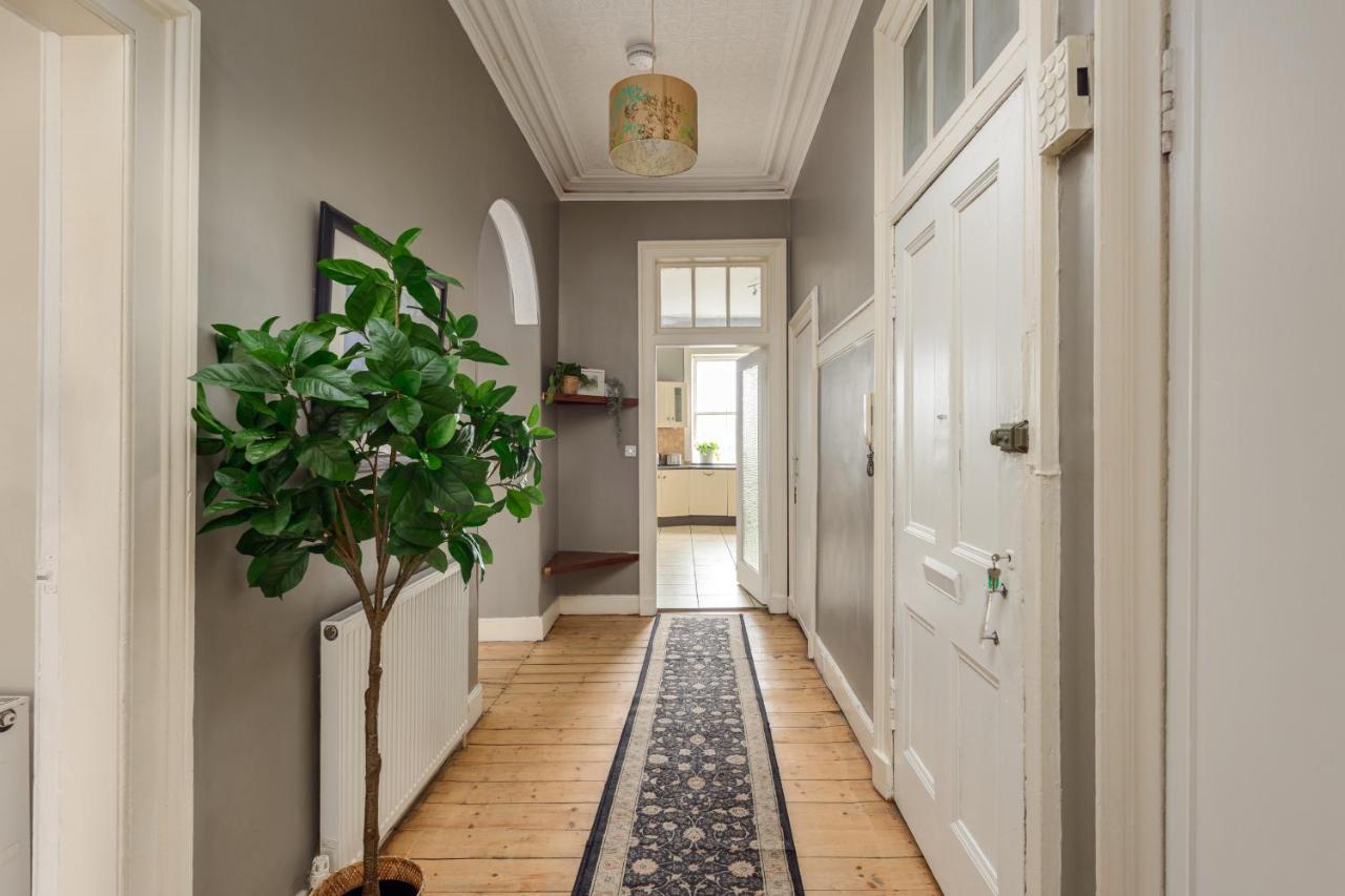 2 Bed Old Town Apartment - Next To Castle Edinburgh Ngoại thất bức ảnh